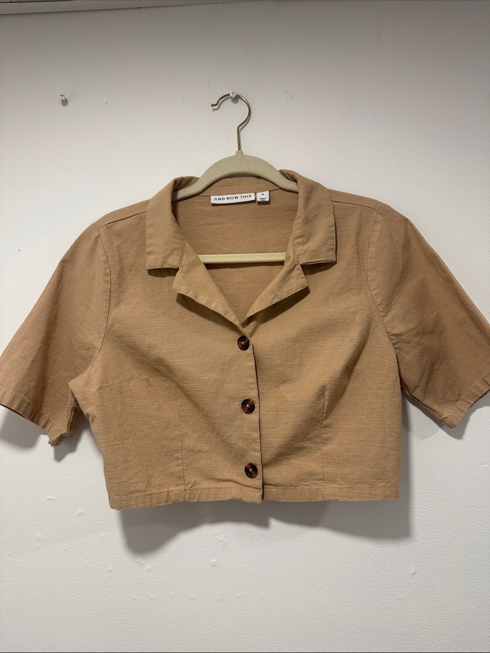 And Know This Tan Cropped Button-Front Top 140